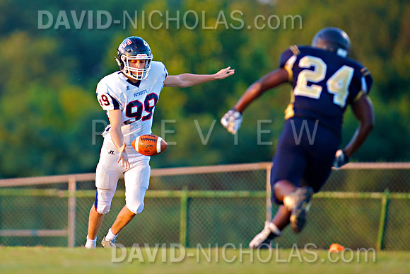 0023_CBE2016Football_vs_Cheltenham_1171