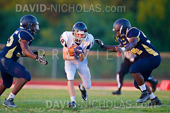 0030_CBE2016Football_vs_Cheltenham_1223
