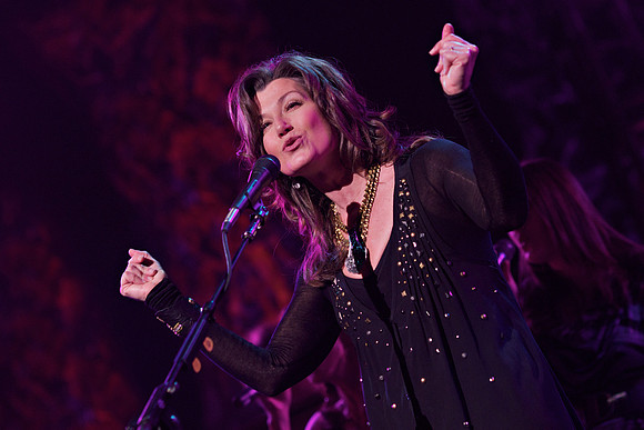 0021_AGMWS2011_BeaconTheatreNYC_1178