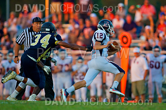 0035_CBE2016Football_vs_Cheltenham_1260