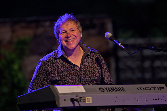 0011_AmyGrant_LongwoodGardens2013_1053